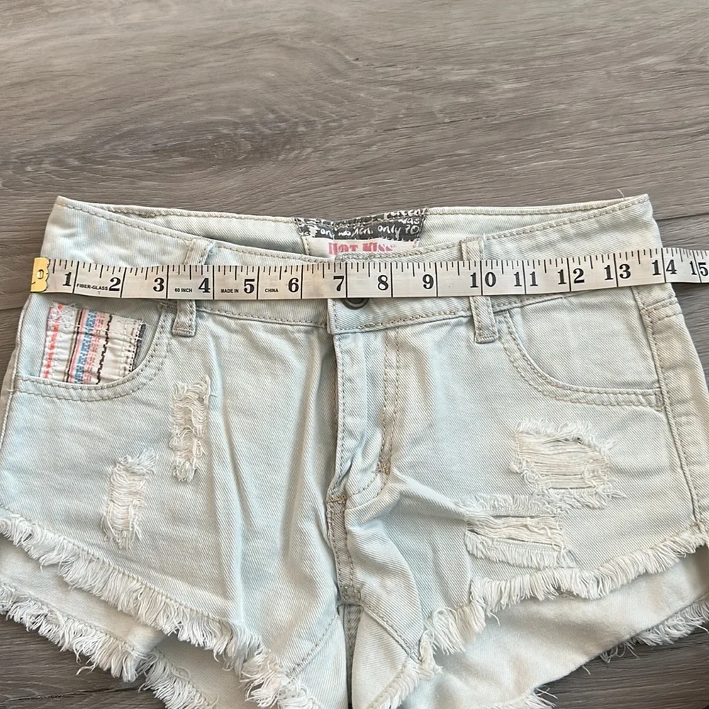 Short shorts